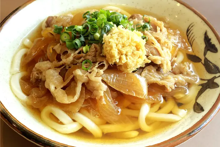 肉うどん（高知県産しょうが入り）